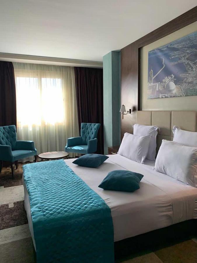 Lb Suites Hotel Bir El Djir 外观 照片